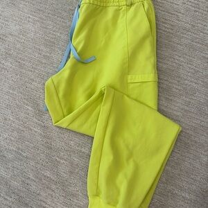 Citrine Lesage Jogger Scrub Pants
